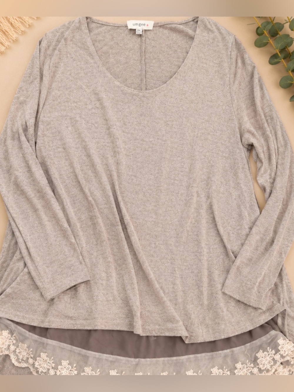 Umgee Light Gray Scoop Neck Long Sleeve Top